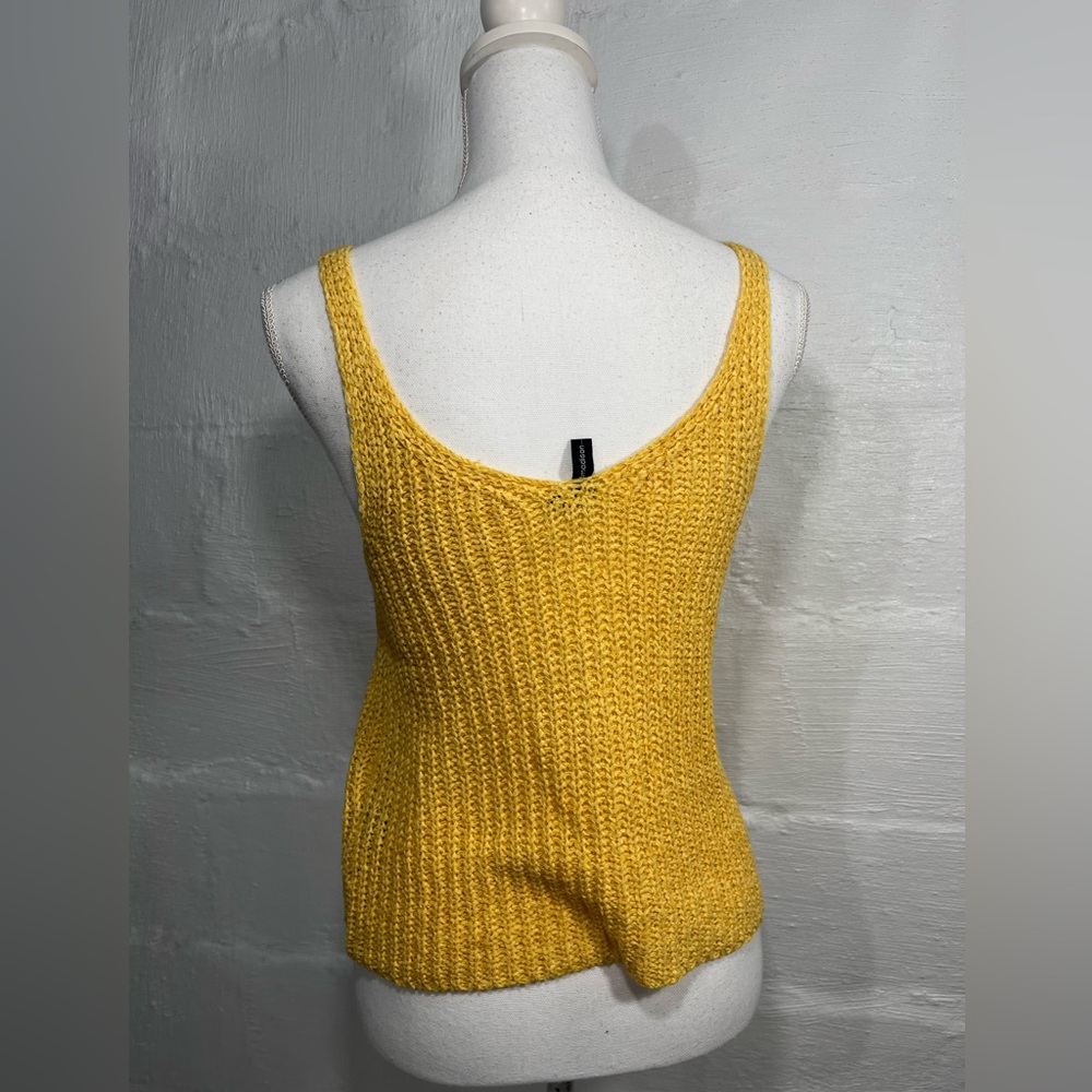 MOON & MADISON SWEATER TANK - Picture 10 of 13